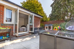 Photo 7- click for photo gallery